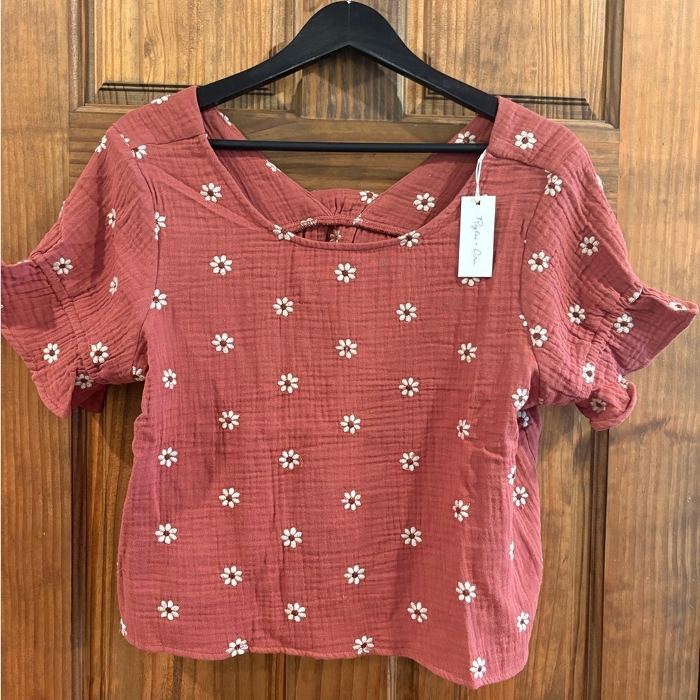NWT - Rylee + Cru Francie blouse + Sparrow skirt Daisy embroidery set - Picture 3 of 4